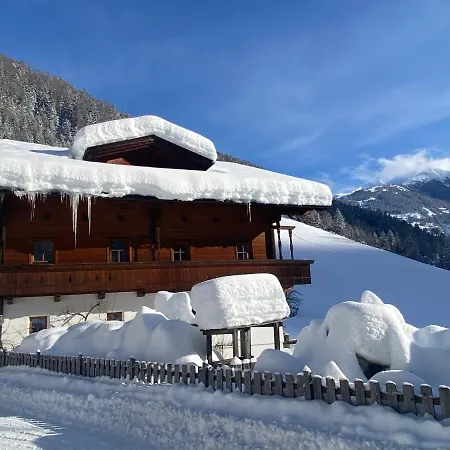 Ruggenthalerhof * מטרי אין אוסטירול